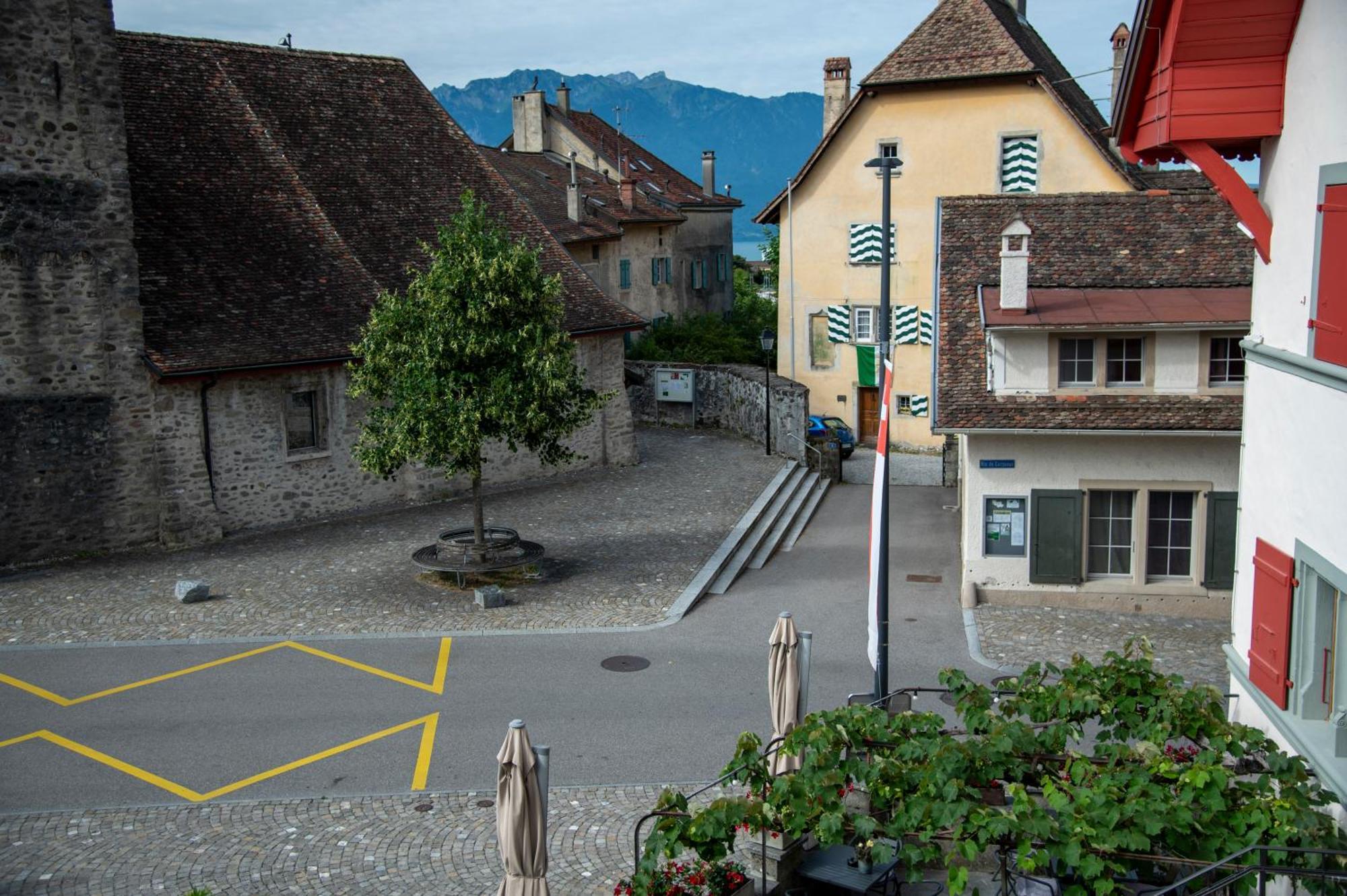 Hotel De La Place Vevey Exterior photo